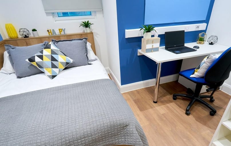 St Leonards Gate, City Centre, Lancaster - Image 1